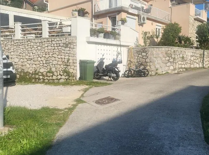Apartment Grabar