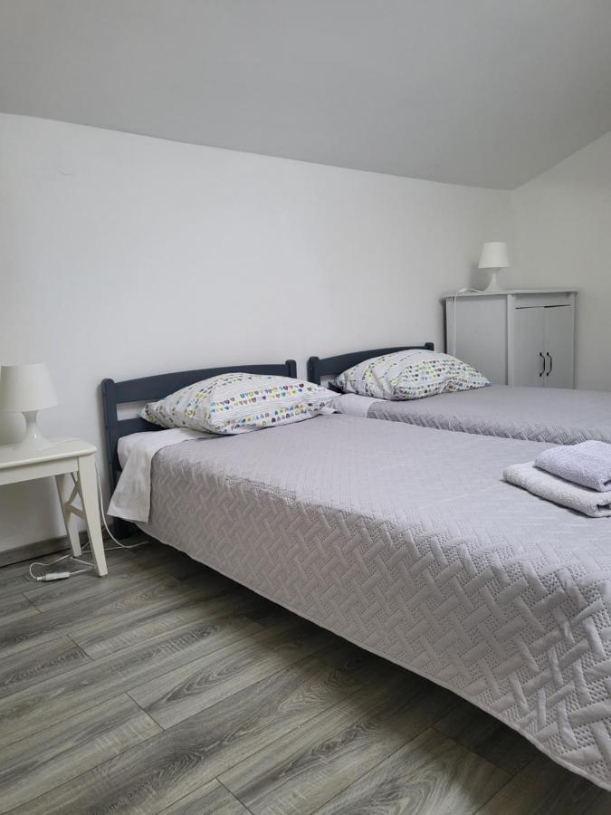 Grabar Cres